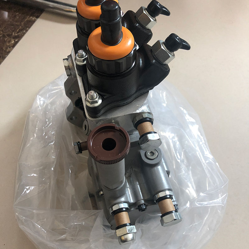 Bomba de inyección de combustible 6251-71-1121