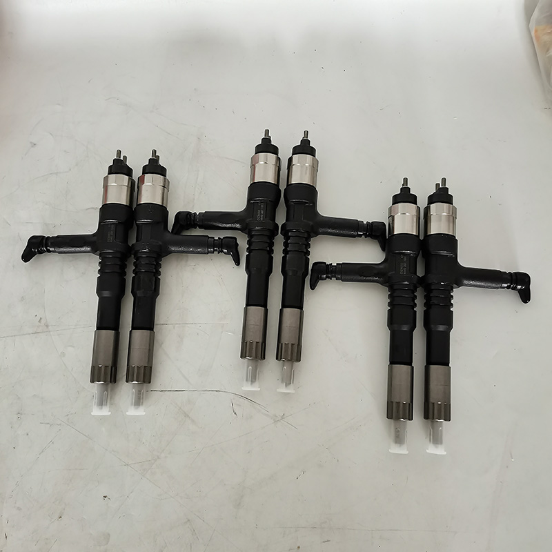 حاقن المحرك 6251-11-3200