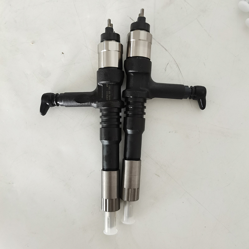 حاقن المحرك 6251-11-3200